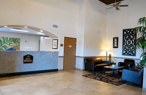 Maryvale Hotel | Best Western Tolleson Hotel