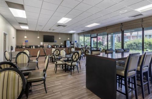 West Ashley Hotel | Best Western Charleston Inn