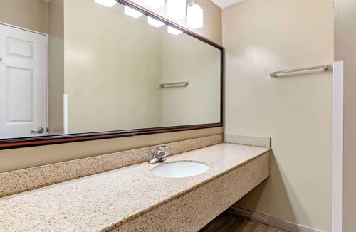 Ridgecrest Hotel | Best Western China Lake Inn