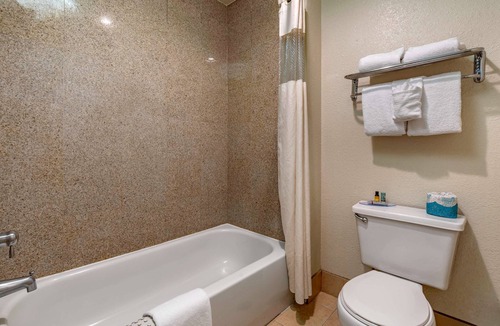 Turlock Hotel | Best Western Orchard Inn