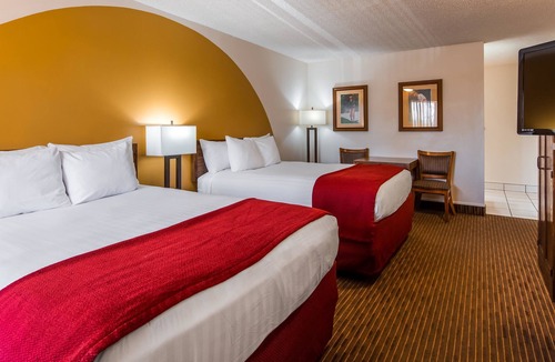 Fillmore Hotel | Best Western Paradise Inn & Resort