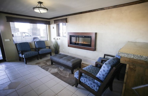 Beaver Hotel | Best Western Paradise Inn