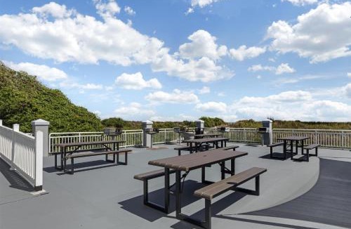 Cottage Line Hotel | Best Western Plus Chesapeake Bay-Norfolk