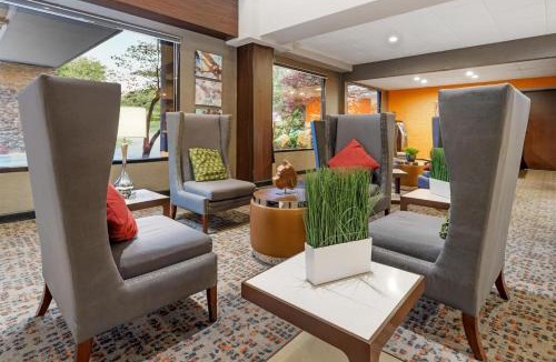 Miamisburg Hotel | Best Western Plus Miamisburg-Dayton Suites, Banquets & Hotel