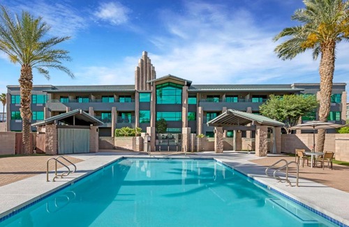 South Scottsdale Hotel | Best Western Plus Sundial