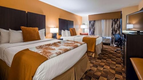 Harrison Hotel | Best Western Plus Whitewater Inn