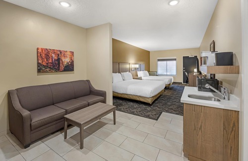 Zion National Park South Entrance Hotel | Best Western Plus Zion Canyon Inn & Suites