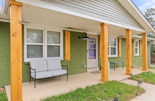 Bowling Green House | BG's Blue Beach Resort- 4BR/3BA