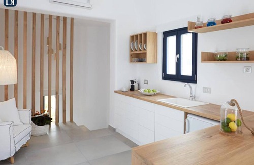 Exo Gialos Villa | BH318 - C - Villa Santorini
