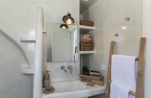 Imerovigli House | Bianco Diverso Suites