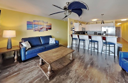 Put-in-Bay Condo | Big Family Lake Escape Fun! | Lower | 12 ppl | C104