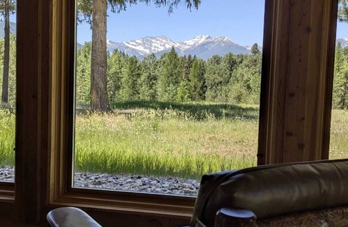 Libby House | Big Loghome With Pool And Mountain View