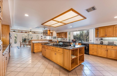 Oakhurst House | Big Oak Manor w/theater/hot tub/sauna/more!