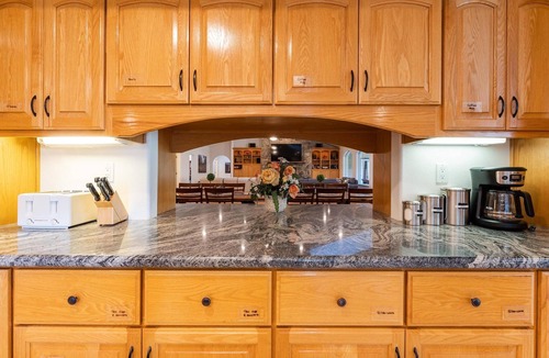 Oakhurst House | Big Oak Manor w/theater/hot tub/sauna/more!