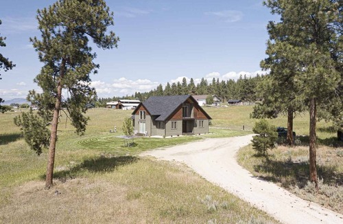 Stevensville House | Bitterroot Oasis