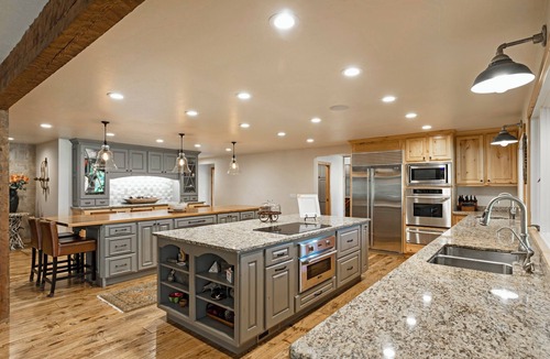 Hamilton House | Bitterroot’s Best Views & Outdoor Adventures on Mill Creek 22 Acre Luxury Ranch