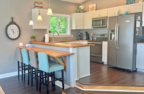 Kelleys Island House | BK`s BeachHouse-3bedrooms/2bathrooms