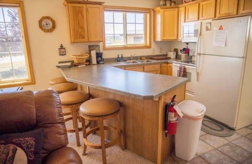 Red Lodge Condo | Black Bear Den- Mountain Views - Close to Downtown