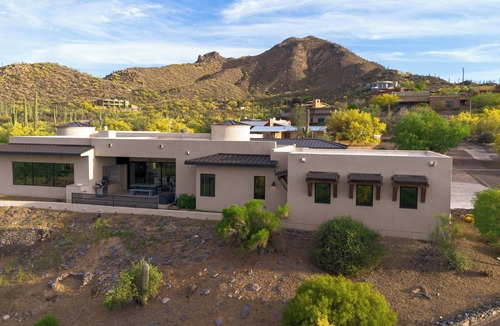 Cave Creek Villa | Black Mountain Home Base Steps from Frontier Town near Golf Course