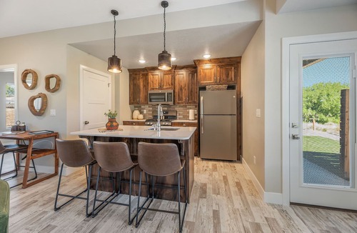 Cedar City Condo | BLACK SHEEP INN Newly Constructed Hampshire #3 of 4 Units