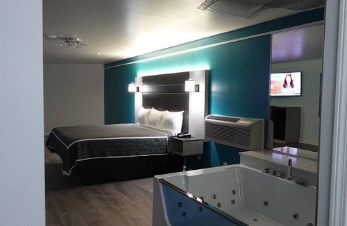 North Kingstown Hotel | Blue Beach Motel