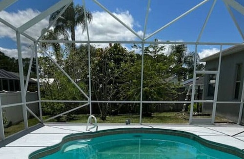 Cocoa House | Blue Wave · Blue Wave 4BD Jacuzzi & Pool Paradise w/ BBQ