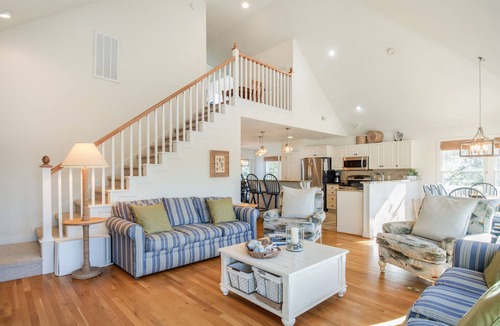 Corolla House | Bluebird: Saltwater Pool, Hot Tub. Golf Community