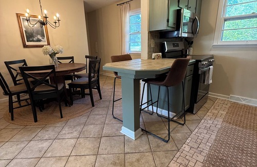 Lexington House | Bluegrass Retreat: Peaceful 3-bedroom house in charming Lexington