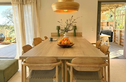 Lecci House | Bohemian villa near Saint-Cyprien bay