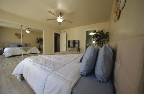 Arts District Condo | Boho Condo in Downtown Scottsdale with King Bed