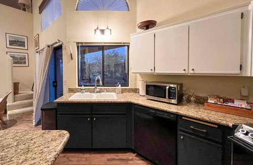 Borrego Springs Condo | Borrego Springs Retreat w/Grill & Patio!