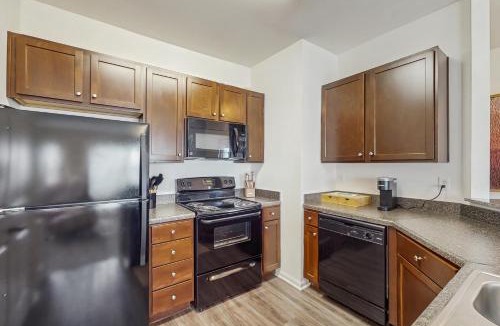 Goose Creek House | Bowen Village 1421