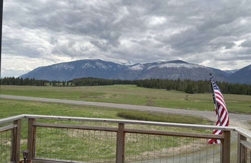 Bonners Ferry House | Brand new 2 story, 2 bedroom unit in custom-designed barn!