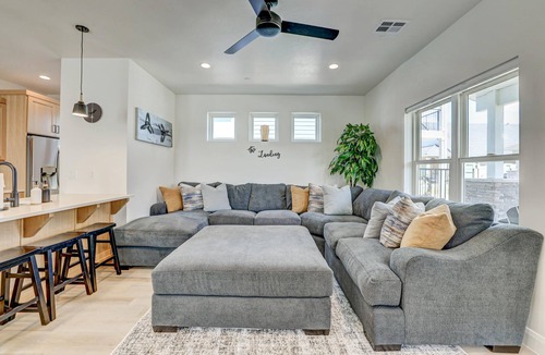 St. George House | Brand New | 3 Bedrooms | Mini Golf | Lazy River | Bikes | LN