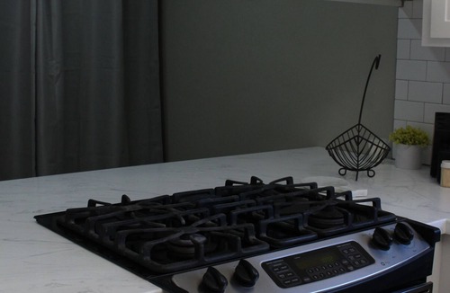 Santa Maria House | Brand new bathrooms! cozy home - 2 mins from hospital and 15 mins from VSFB
