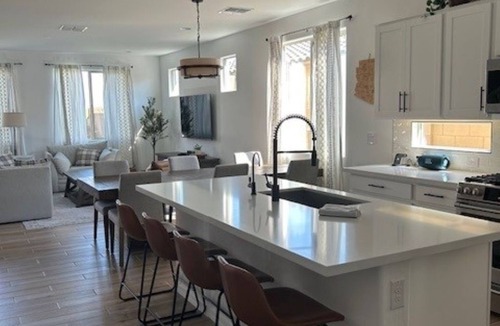 Maricopa County House | Brand new beautiful home in Verrado/Buckeye. Perfect for golfers! Great views
