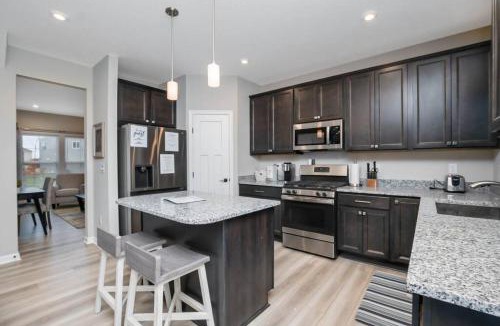 Morrow House | Brand new construction in well-kept HOA community