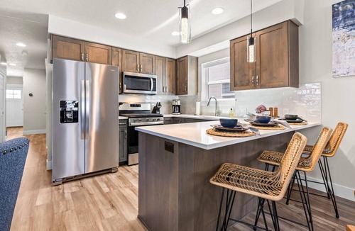 Boise Bench House | Brand New Dog-Friendly Getaway! Perfectly Positioned for Boise Adventures! Walk to Grocery & More!