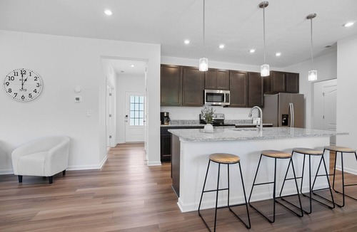 Nazareth House | Brand new home less than 30 mins away from Louisville's favorite destinations!