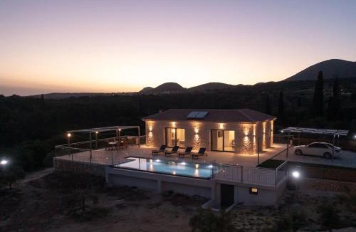 Karavados Villa | Brand New: Kefalonia Stone Villas - Villa Trapezaki Retreat
