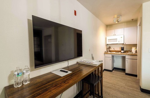 Tolleson Apartment | Brand New Studio | Outdoor pool | Digital Nomads