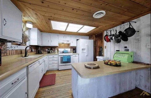 Bodfish House | Breathtaking Cabin in Kern River Valley