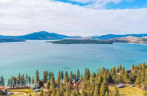 Dayton House | Breathtaking Mtn & Lake Views! Glacier Country Gem