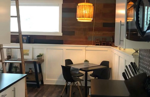 Montavilla Apartment | Bridgetown Bungalow: The perfect cozy getaway! A Pet Friendly Studio