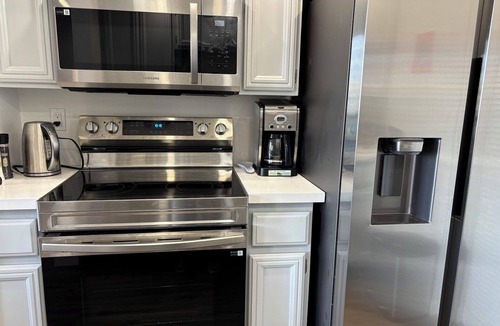 Mission Monterey Condo | Bright 1-bedroom condo in resort style Scottsdale community