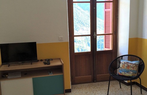 Ota Apartment | Bright apartment in Ota, between sea and mountains, exceptional view
