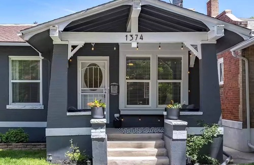 Congress Park House | Bright bungalow 3 blocks to City Park