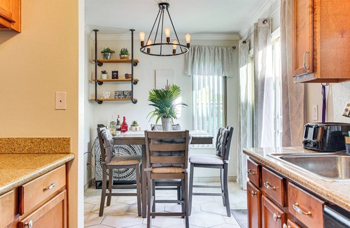South Scottsdale Condo | Bring Your Pet! Snowbird Haven w/Community Pool!