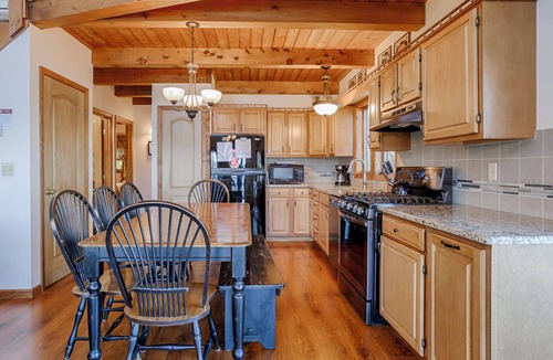 Valois House | Brookside: A Beautiful Chalet-Style Getaway on the Shore of Seneca Lake!
