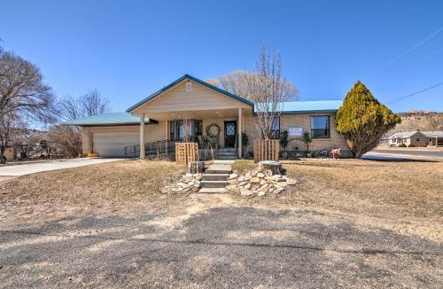 Tropic House | Bryce Canyon Area House w/Mountain Views!